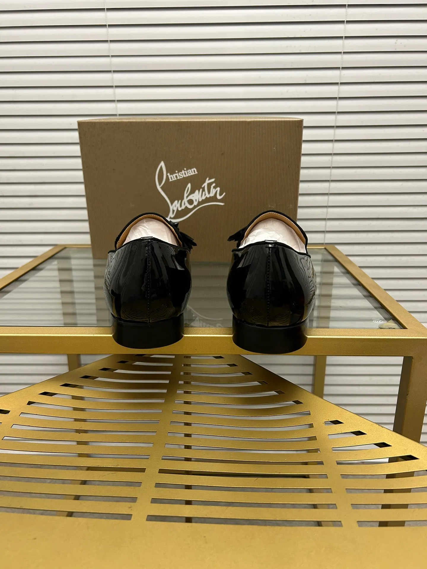 (Customized model) Ex-factory price is 500. christian louboutin (CL red sole shoes) counter series, casual sneakers for couples 📢 📢 📢 Exclusive hot style release 🎈🎈💪 Movable latex feet 👻 Finished outsole line [Proud] 😝Female 35-40# Male 38#-46, global supply😝 [Top version]: Original imported genuine leather upper, top original leather lining, original molded TPU outsole, original 1:1 detail processing, original shoe last,